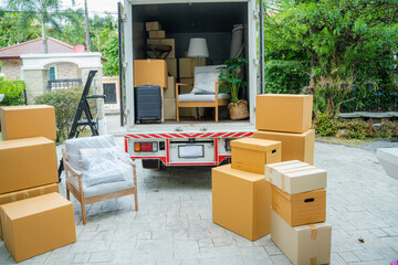 Reasons to Hire Movers